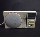 A303 Gran Prix Vintage Am Fm Tv Wb Radio White