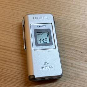 Cr-ld75 Aiwa Am/fm Pocket Stereo Radio - Rare Vintage
