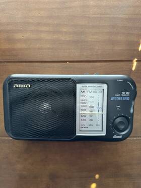 Fr-c33 Aiwa Fr-c30 Am/fm Weather Portable Radio Vintage Rare For Parts