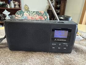 860s Avantree Soundbyte Portable Fm Radio