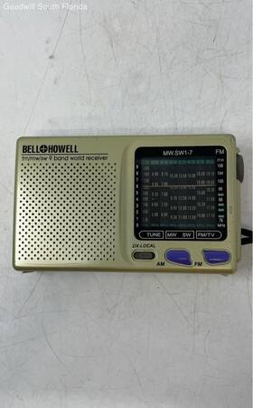 Bell Howell 4939704 Model Fm/mw/sw 9 Band World Receiver Radio Not Tested