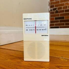 Sp-11 Bifora Vintage Shower Radio Soaprano Am/fm Water Resistant Model Portable