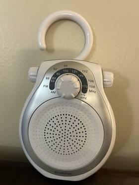 Brookstone 883594028069 Shower Tunes - Water Resistant Am/fm Radio Tested