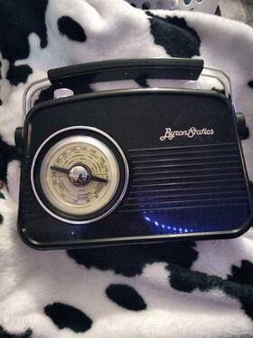 Byronstatics 897092030437 Black Am Fm Radio - Small Portable Radios Vintage/w Headphone Jack