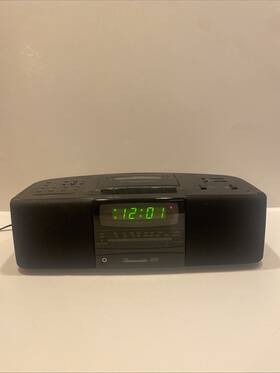 12-1609 Chronomatic Vintage 309 Radio Shack Am/fm Cassette Portable Alarm Clock