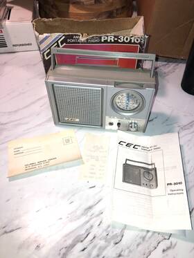 Pr-3010 Columbia Vintage 1980s Cec Model Portable Am/fm Radio In Box With Papers
