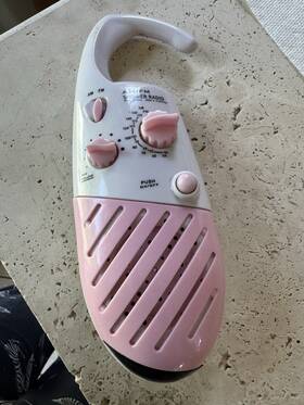 E-0451 Conair New By Pollenex Hang On Radio Am Fm Shower Pink Sr9 Water Resistant