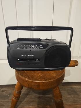 Js7211 Craig Electronics Portable Am/fm Radio Model No. Nib Nice