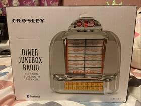 Cr1120a-si Crosley 710244237574 6 Inch Diner Nostalgia Jukebox Tabletop Bluetooth Fm Radio Silver