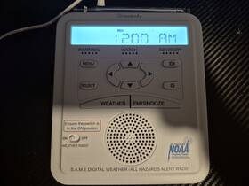 Dreamsky Ds6227 Noaa Weather Alert Radio Am/fm Alarm Snooze White