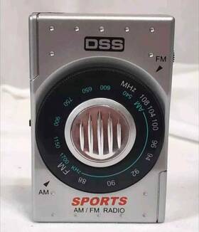 62330 Dss Sports Vintage 1980s Portable Am/fm Radio Model No.62330 Tested