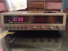 R5146 Dual Model -fm Yorx Vintage Clock Radio Alarm