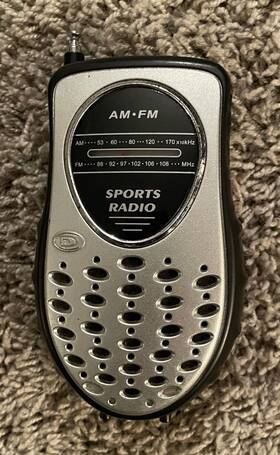 Pr-355 Durabrand Pr55 Am/fm Portable Sports Radio Hand Held Battery Operated Tested