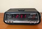 El-1984 Juliette Vintage Alarm Clock Am Fm Radio Red Led Display