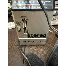 3-5255a El General Vintage Electric Stereo Am/fm Headset Radio Personal Portable