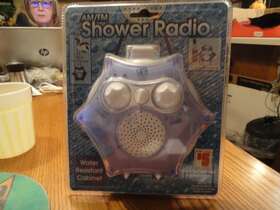 618b Electro Brand Shower Radio Am/fm Water Resistant Cabinet Portable Music New