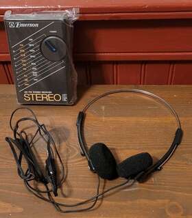 Ps11 Emerson Vintage Am/fm Stereo Pocket Headphone Receiver Radio - Never Used Ps11 Emerson Vintage Am/fm Stereo Pocket Headphone Receiver Radio - Never Used