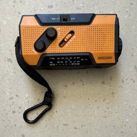 Fospower Fospb-2376 Portable Am/fm Emergency Radio Flashlight Orange/black