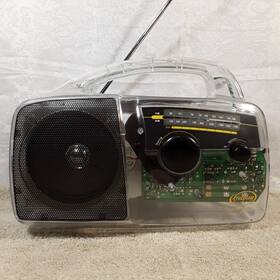 A5o8992 Freeplay Am/fm Radio Clear Solar Power Wind-up Transparent Off-grid Prepper