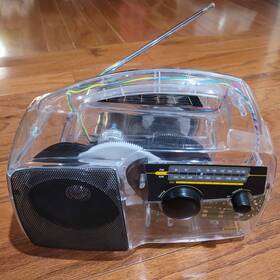 Freeplay A5o9328 Transparent Prison Am Fm Radio Clear Solar Power Wind Up Off Grid Prep