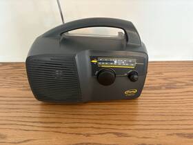 Sef-0305425 Freeplay Black Self Powered Am/fm Radio Solar Power Wind Up With Antenna