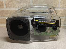 Sef-c0200909 Freeplay Clear Wind Up Crank/solar Power Self Powered Am/fm Radio Tested Hiking