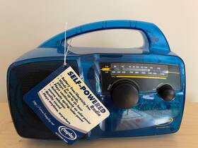 Sef-co266189 Freeplay Self Powered Am/fm Radio Solar Power Crank Blue Transparent Works