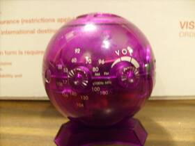 6445 Funatik Radioball Round Am/fm Radio Purple
