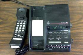 2-9219wbb Ge General Electric Dual Alarm Telephone Clock Radio Model No. Tested