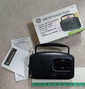 7-2664 Ge Nib Radio Portable Am Fm Dual Power Cord Batteries Compact Travel