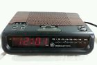 7-4613a Grain Ge Alarm Fm Radio Electric General Clock Vintage Wood Digital