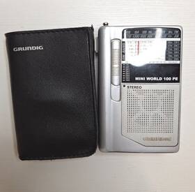 2000046329 Grundig Mini World 100 Pe Am/fm Stereo 1-6 Band Radio Antennae Vtg. Read