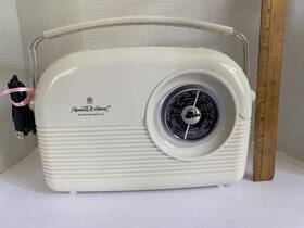 Hearth & Hand With Magnolia Am295 And Am/fm Bluetooth Portable Radio Charging Cord Cream Exc