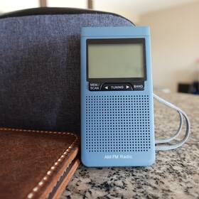 Md-238 Ibrookauction Pocket Am Fm Radio Auto-search Noaa Emergency Receiver Battery Operated Portable