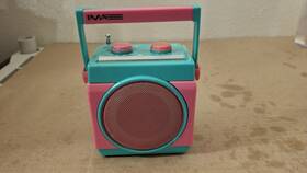 Mr-10 Ima Handy Little Radio Built In Speaker Pink/turquoise 80s Inspired 6 Inch