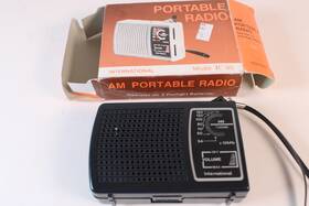 International Ic-90 Vintage Ic 90 Pocket Am Portable Transistor Radio