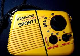 Wt550 International Vintage All Weather Sporty Am/fm Radio - British Design Mod