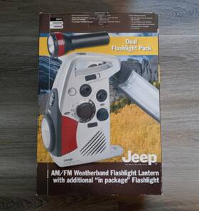 Jeep 787063143706 Am/fm/weather-band Flashlight Radio/lantern Jxlwbc Combo Pack New