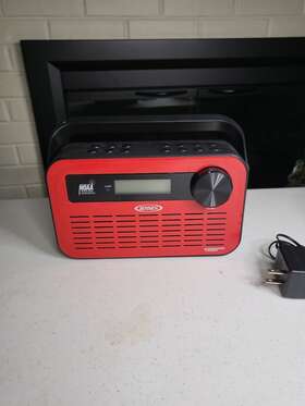 Jep-250 Jensen Jep250 Am/fm Weather Alert Portable Radio - Multicolor