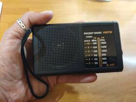 K-257 Knstar Knstat Pocket Radio Am/fm Battery With Antenna