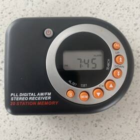 Atc-0063 Living Solutions Pre-owned Pll Digital Am/fm Stereo Receiver With 20 Station Memory