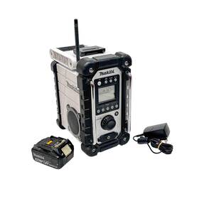 Dmr109w Makita 10.8v-18v Lxt/cxt Job Site Am-fm Radio/charger