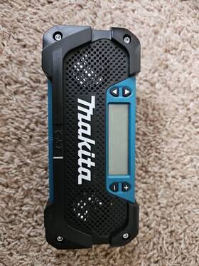 Mr052 Makita Rm02 Rechargeable Radio Stereo 10.8v Am/fm Blue