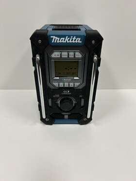 P21008246 Makita Xrm10 Radio With 1.5 Ah Battery