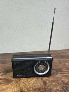 Marcraft Se-1010 Am/fm Radio - Model Tested And Working