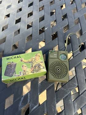 Michal Mp-011 Rare 1970s Am Pocket Radio With Original Box