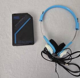 Mura Hi-ml1 Vintage Hi-1 Stepper Am/fm Stereo Headphone Receiver Walkman Style Radio