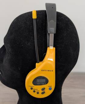 12-916 Optimus Vintage Realistic Sports Headphone Am/fm Stereo Yellow Sport Radio Shack