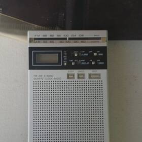 Panasonic Rf-b200 Quartz Am/fm Clock Radio Alarm Snooze Headphone Silver/black