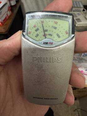 Ae6370 Philips Rare Vintage Mini Pocket Am/fm Radio Working